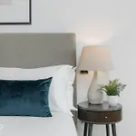 Portico Residences - Beautiful 2 Bed Apartment With Pool In Nine Elms