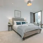 Portico Residences - Beautiful 2 Bed Apartment With Pool In Nine Elms