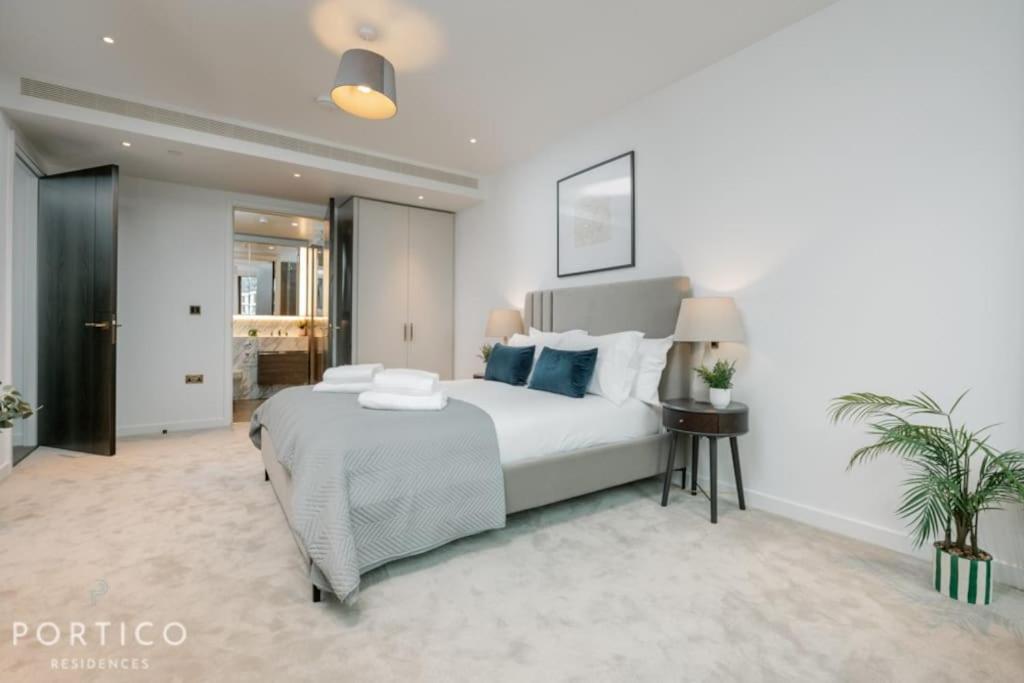 Portico Residences - Beautiful 2 Bed With Pool In Nine Elms * Londra